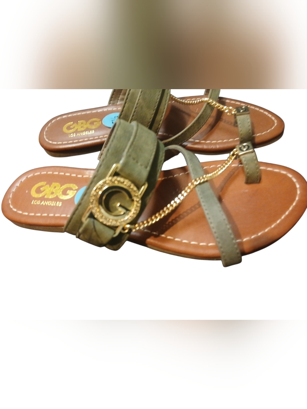 GBG - NWOB,  Strappy Sandals, Flat Heel, 5- 1/2 M, Non-Slip Soles, Chain Accent - Picture 3 of 7